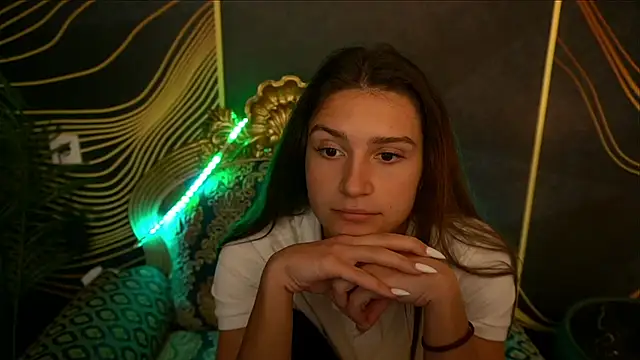 ValeryRoyale online show from March 2025 01:51:01 PM