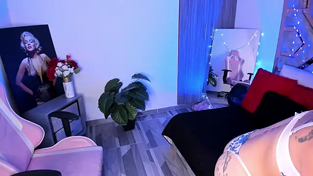 Snapshot of BRITHANY_SPARK chatting on January 2025 07:13:02 PM BRITHANY SPARK online show from January 2025 07:13:02 PM