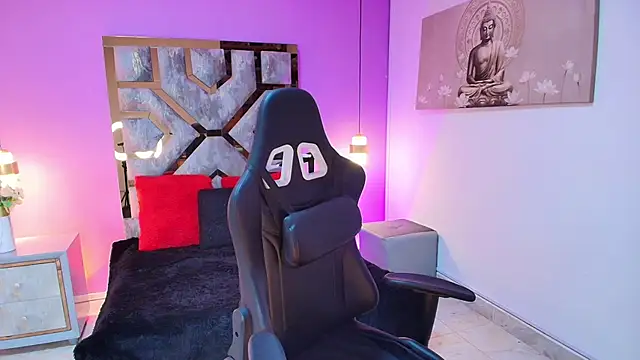 Snapshot of BRITHANY_SPARK chatting on October 2025 03:38:01 AM BRITHANY SPARK online show from October 2025 03:38:01 AM