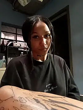 Snapshot of devi_black13_ chatting on December 2024 10:17:02 PM devi black13 online show from December 2024 10:17:02 PM