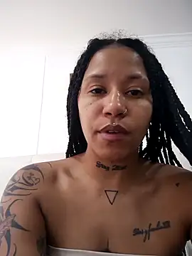 Snapshot of devi_black13_ chatting on October 2025 08:20:01 PM devi black13 online show from October 2025 08:20:01 PM