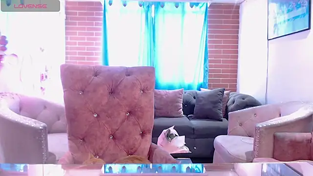 Snapshot of devi_black13_ chatting on February 2026 05:53:01 PM devi black13 online show from February 2026 05:53:01 PM