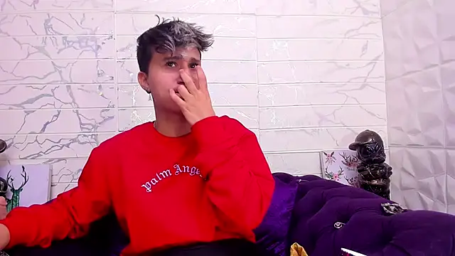 Snapshot of Im_Milan_Rs chatting on February 2025 09:49:01 AM Im Milan Rs online show from February 2025 09:49:01 AM