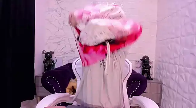 Snapshot of Im_Milan_Rs chatting on March 2025 12:10:02 AM Im Milan Rs online show from March 2025 12:10:02 AM