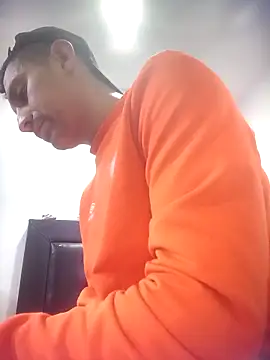 Snapshot of jeremiabello chatting on December 2025 09:00:01 PM jeremiabello online show from December 2025 09:00:01 PM