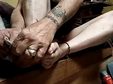 Snapshot of tus_ordenes_mis_deseos chatting on October 2025 06:44:02 AM tus ordenes mis deseos online show from October 2025 06:44:02 AM