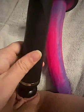 Snapshot of luisa1 chatting on December 2025 08:09:02 AM luisa1 online show from December 2025 08:09:02 AM