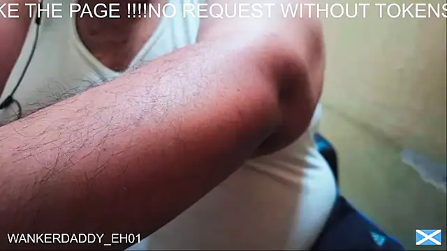 Snapshot of WANKERDADDY_EH01 chatting on January 2025 11:23:02 AM WANKERDADDY EH01 online show from January 2025 11:23:02 AM