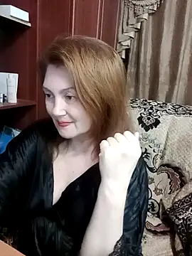 Snapshot of Madame-Butterfly chatting on December 2024 01:39:01 PM Madame-Butterfly online show from December 2024 01:39:01 PM