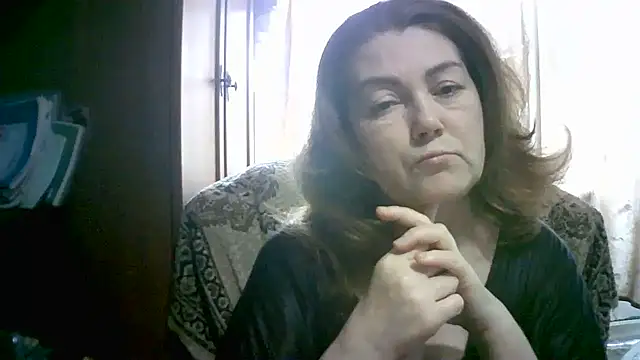 Snapshot of Madame-Butterfly chatting on October 2025 05:26:02 AM Madame-Butterfly online show from October 2025 05:26:02 AM