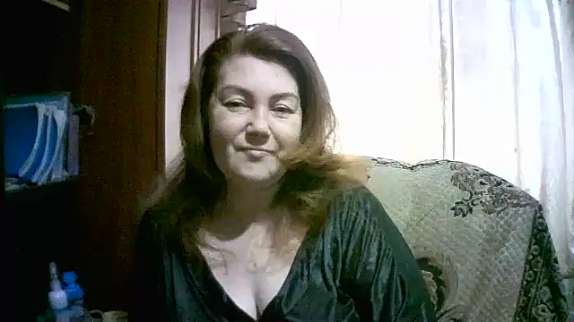 Snapshot of Madame-Butterfly chatting on October 2025 09:17:01 AM Madame-Butterfly online show from October 2025 09:17:01 AM