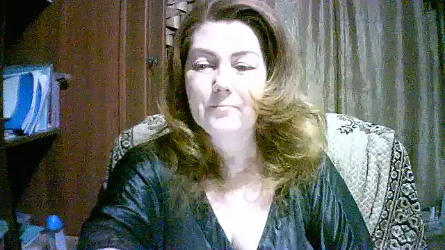 Snapshot of Madame-Butterfly chatting on October 2025 12:53:02 PM Madame-Butterfly online show from October 2025 12:53:02 PM