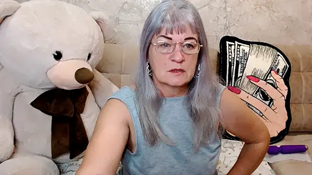 SiberiabBerry online show from November 2025 11:04:02 PM