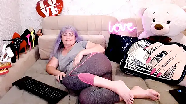 SiberiabBerry online show from May 2026 02:45:01 PM