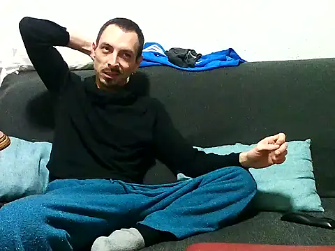 BaalPas online show from December 2025 12:37:02 AM