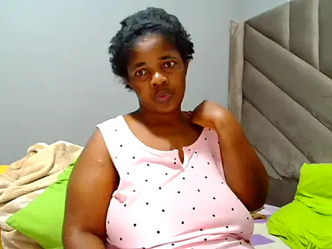 Hips2seyy86 online show from December 2025 03:33:01 AM