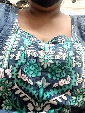 Snapshot of zeepe19 chatting on December 2025 05:45:02 AM zeepe19 online show from December 2025 05:45:02 AM