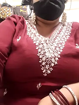 Snapshot of zeepe19 chatting on December 2025 06:47:01 PM zeepe19 online show from December 2025 06:47:01 PM