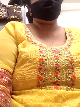 Snapshot of zeepe19 chatting on December 2025 12:01:02 PM zeepe19 online show from December 2025 12:01:02 PM