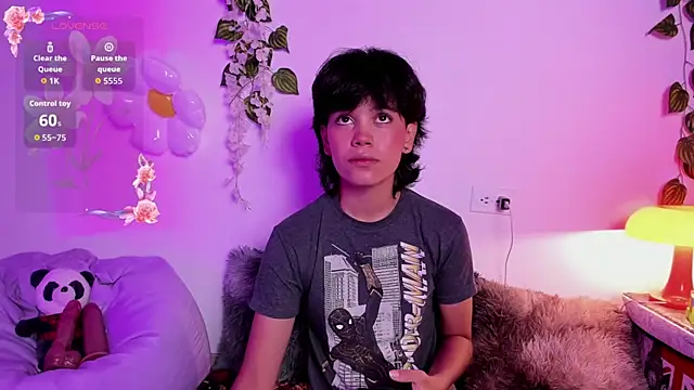 fernanda indie online show from November 2025 01:17:02 AM