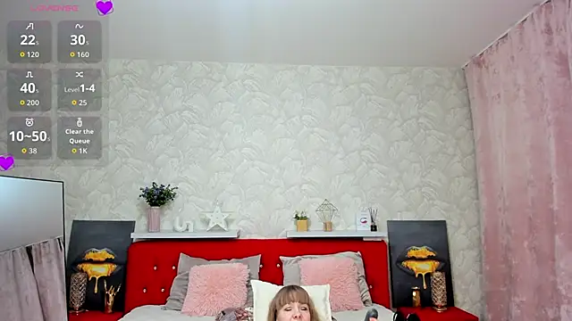 Snapshot of KattyPeachX chatting on February 2026 01:18:02 AM KattyPeachX online show from February 2026 01:18:02 AM