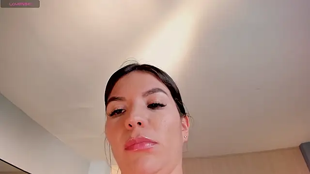 ValeriaRoldanX online show from January 2025 06:12:01 AM