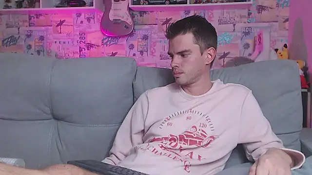 Mike Burn online show from December 2024 03:00:02 PM