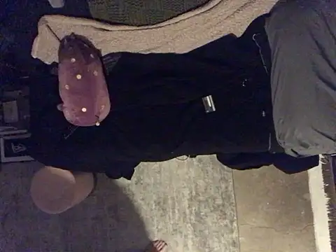 Snapshot of Gman143187 chatting on December 2024 11:44:01 AM Gman143187 online show from December 2024 11:44:01 AM