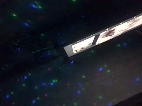 Snapshot of Gman143187 chatting on December 2024 04:15:02 AM Gman143187 online show from December 2024 04:15:02 AM