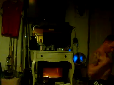 Snapshot of Gman143187 chatting on December 2024 08:26:02 AM Gman143187 online show from December 2024 08:26:02 AM