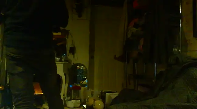 Snapshot of Gman143187 chatting on January 2025 01:17:01 AM Gman143187 online show from January 2025 01:17:01 AM