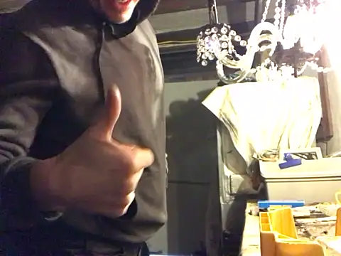 Snapshot of Gman143187 chatting on January 2025 09:28:02 PM Gman143187 online show from January 2025 09:28:02 PM