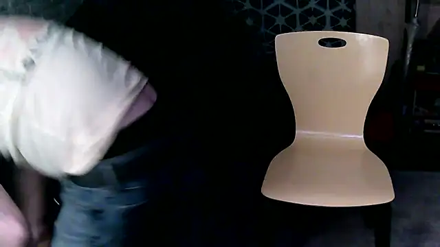 Snapshot of Gman143187 chatting on March 2025 08:09:01 PM Gman143187 online show from March 2025 08:09:01 PM