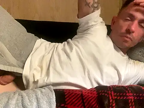 Snapshot of Gman143187 chatting on September 2025 09:42:02 AM Gman143187 online show from September 2025 09:42:02 AM