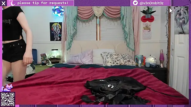 Snapshot of v3n0mb1t3z chatting on September 2025 02:27:01 AM v3n0mb1t3z online show from September 2025 02:27:01 AM