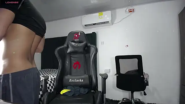 Snapshot of man_dur07 chatting on December 2024 12:52:01 AM man dur07 online show from December 2024 12:52:01 AM