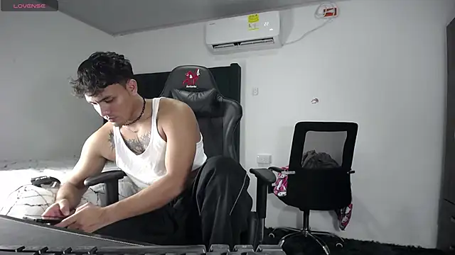 Snapshot of man_dur07 chatting on December 2024 09:22:01 PM man dur07 online show from December 2024 09:22:01 PM