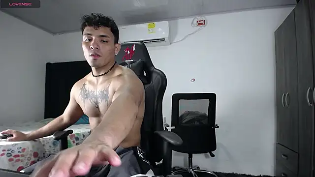 Snapshot of man_dur07 chatting on December 2024 09:29:02 PM man dur07 online show from December 2024 09:29:02 PM