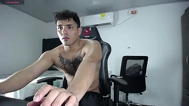 Snapshot of man_dur07 chatting on December 2024 09:55:02 PM man dur07 online show from December 2024 09:55:02 PM