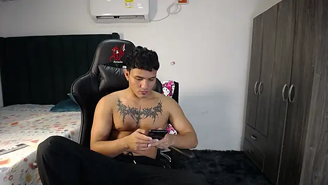 Snapshot of man_dur07 chatting on January 2025 08:42:01 PM man dur07 online show from January 2025 08:42:01 PM