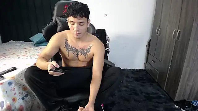 Snapshot of man_dur07 chatting on January 2025 11:56:02 PM man dur07 online show from January 2025 11:56:02 PM