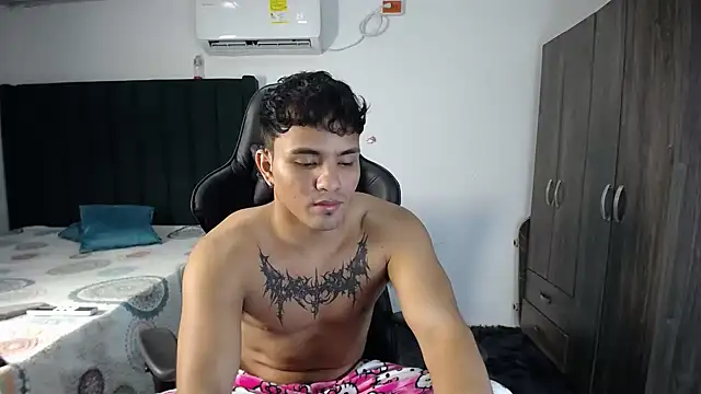 Snapshot of man_dur07 chatting on January 2025 09:26:02 PM man dur07 online show from January 2025 09:26:02 PM