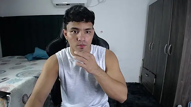 Snapshot of man_dur07 chatting on February 2025 06:56:01 PM man dur07 online show from February 2025 06:56:01 PM