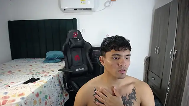 Snapshot of man_dur07 chatting on February 2025 08:29:02 PM man dur07 online show from February 2025 08:29:02 PM