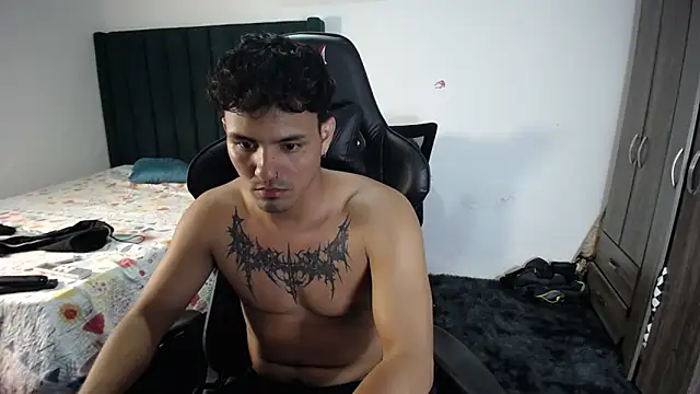 Snapshot of man_dur07 chatting on March 2025 11:44:02 PM man dur07 online show from March 2025 11:44:02 PM