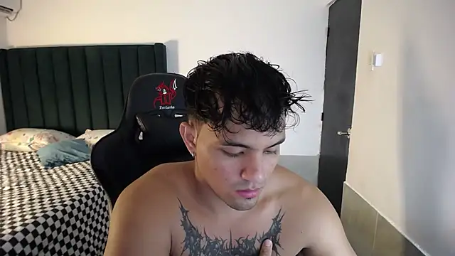 Snapshot of man_dur07 chatting on October 2025 10:11:01 PM man dur07 online show from October 2025 10:11:01 PM