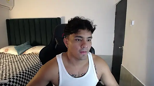 Snapshot of man_dur07 chatting on October 2025 09:04:02 PM man dur07 online show from October 2025 09:04:02 PM