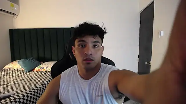 Snapshot of man_dur07 chatting on October 2025 08:20:01 PM man dur07 online show from October 2025 08:20:01 PM