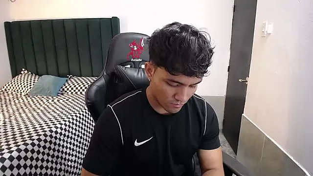 Snapshot of man_dur07 chatting on October 2025 07:54:02 PM man dur07 online show from October 2025 07:54:02 PM