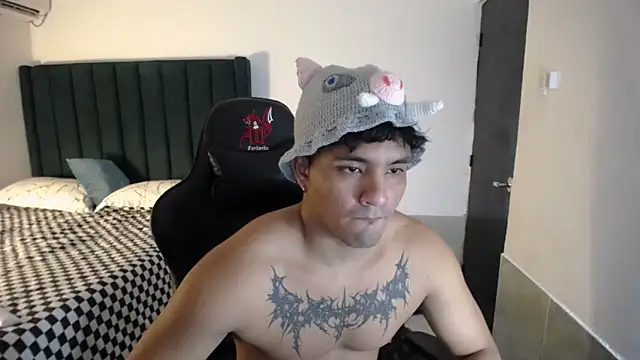 Snapshot of man_dur07 chatting on November 2025 08:33:02 PM man dur07 online show from November 2025 08:33:02 PM